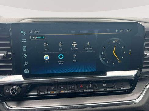 Used 2024 Chevrolet Silverado 3500 High Country w/ High Country Premium Package image 11