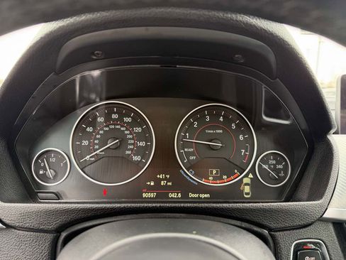 Used 2019 BMW 430i xDrive Coupe w/ M Sport Package image 32