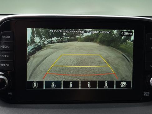 Used 2020 Hyundai Santa Fe Limited AWD/4WD image 39
