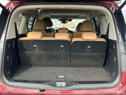 Used 2025 INFINITI QX80 Sensory image 7