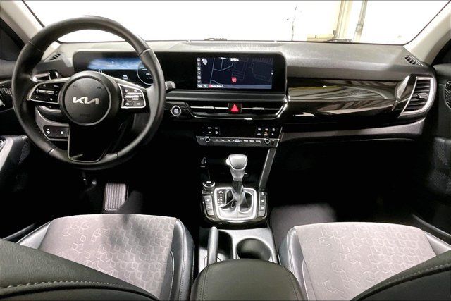 Used 2024 Kia Seltos S AWD/4WD image 15