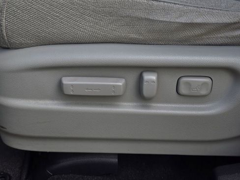 Used 2016 Honda Pilot EX image 25
