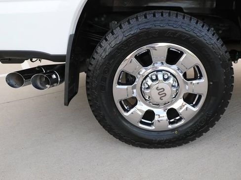 Used 2023 Ford F250 King Ranch w/ Chrome Package AWD/4WD image 8