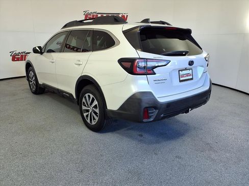 Certified 2022 Subaru Outback Premium image 9