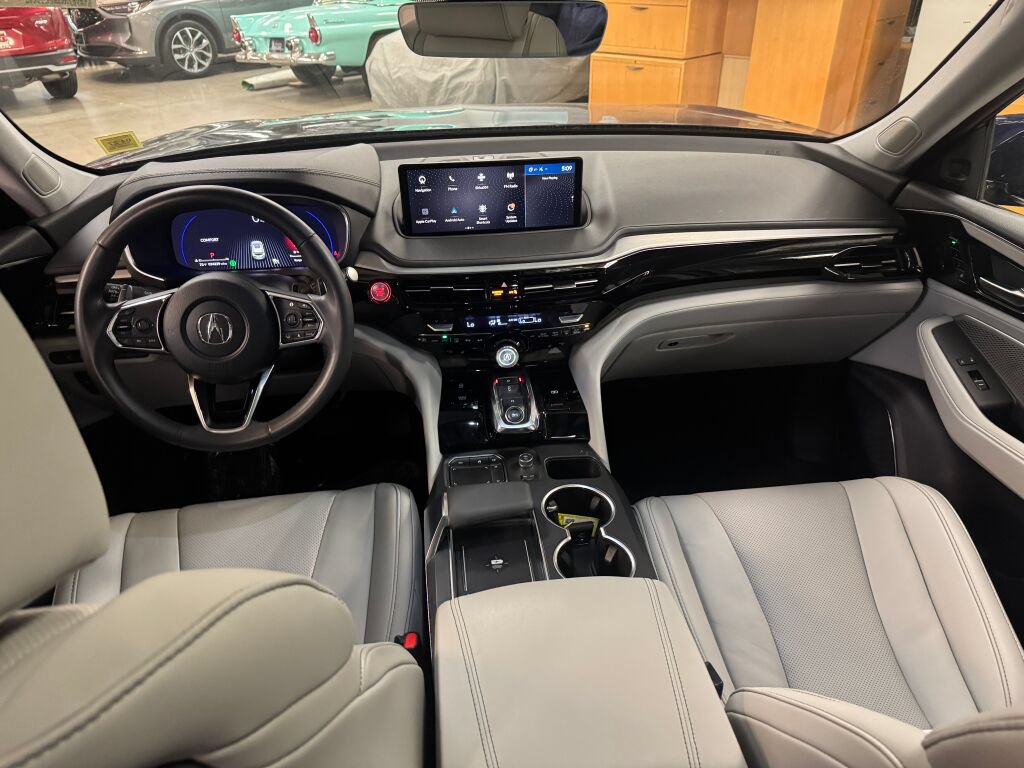 Certified 2024 Acura MDX w/ Technology Package AWD/4WD image 13