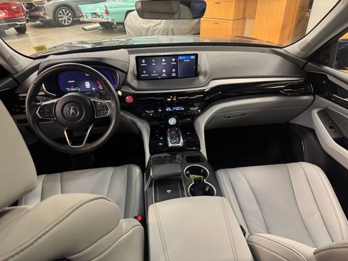 Certified 2024 Acura MDX SH-AWD w/ Technology Package image 13