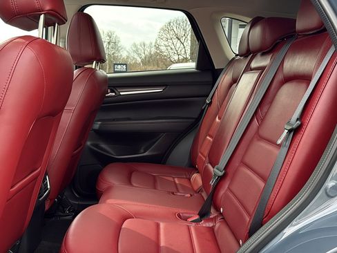 Used 2024 MAZDA CX-5 Carbon Edition image 25