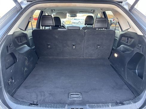 Used 2019 Ford Edge SEL w/ Equipment Group 201A image 32