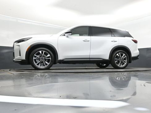 Used 2026 INFINITI QX60 Pure w/ Cargo Package image 43