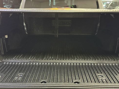 Used 2020 RAM 1500 Laramie AWD/4WD image 25