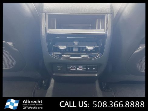 New 2025 Jeep Grand Cherokee Limited image 19