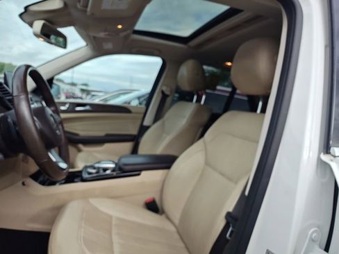 Used 2018 Mercedes-Benz GLE 350 4MATIC image 6