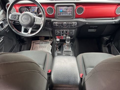 Used 2021 Jeep Gladiator Rubicon w/ Cold Weather Group AWD/4WD image 18