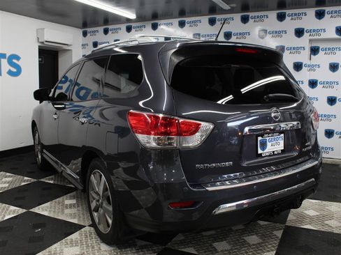 Used 2014 Nissan Pathfinder Platinum w/ Platinum Premium Package AWD/4WD image 2