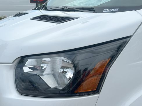 Used 2025 Ford Transit 250 148 High Roof Extended w/ Load Area Protection Package RWD image 11
