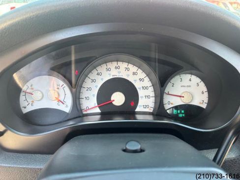 Used 2006 Mitsubishi Raider LS image 17