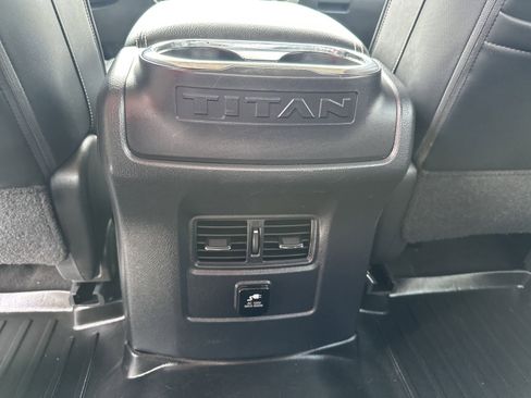 Used 2017 Nissan Titan PRO-4X image 20