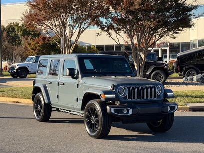Used 2025 Jeep Wrangler Unlimited Sahara w/ Safety Group