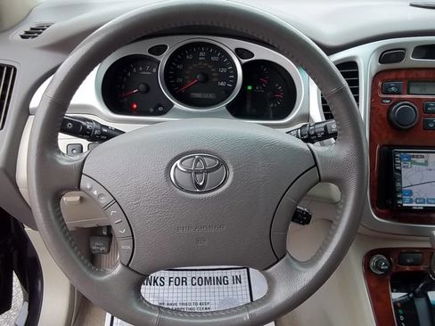 Used 2007 Toyota Highlander Limited image 18