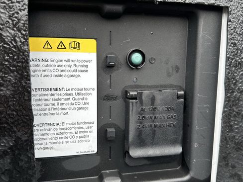 Used 2024 Ford F150 XLT w/ Mobile Office Package image 11