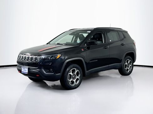 Used 2022 Jeep Compass Trailhawk AWD/4WD image 1