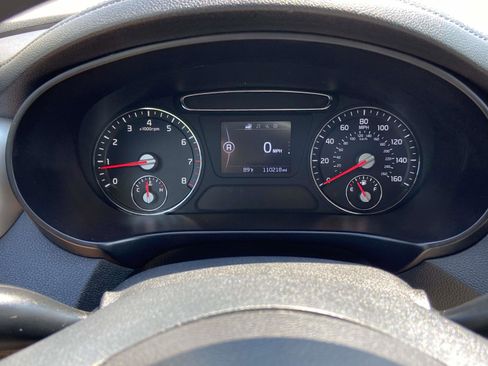 Used 2016 Kia Sorento FWD image 23
