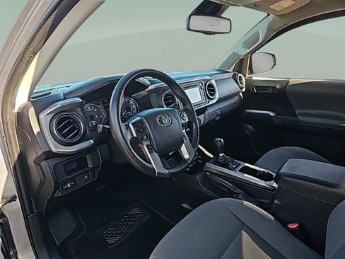 Used 2019 Toyota Tacoma SR5 image 20