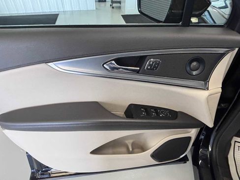 Used 2019 Lincoln Nautilus Reserve AWD/4WD image 19