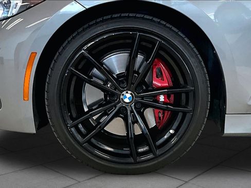 Used 2023 BMW 330i Sedan w/ M Sport Package RWD image 9