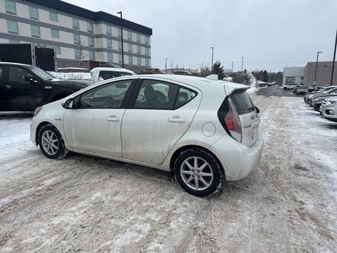 Used 2015 Toyota Prius C Four image 25