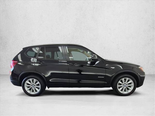 Used 2017 BMW X3 xDrive28i AWD/4WD image 4