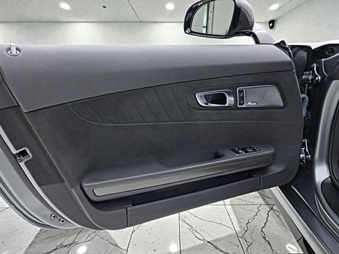 Used 2018 Mercedes-Benz AMG GT R image 42