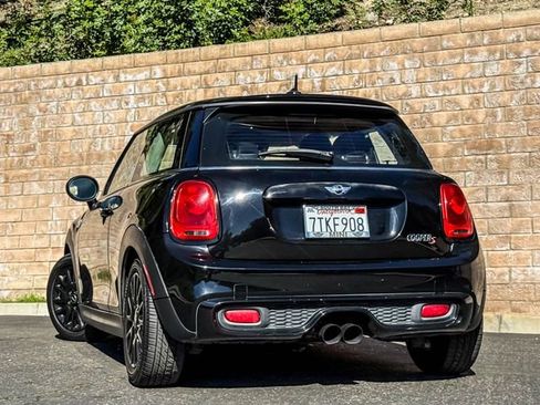 Used 2016 MINI Cooper S image 16