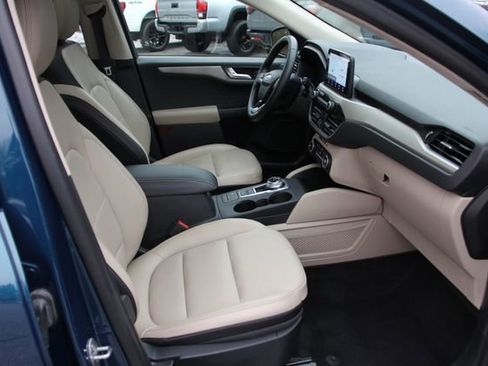 Used 2020 Ford Escape SE Sport image 36