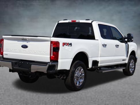 Used 2026 Ford F350 Lariat w/ Chrome Package AWD/4WD image 3