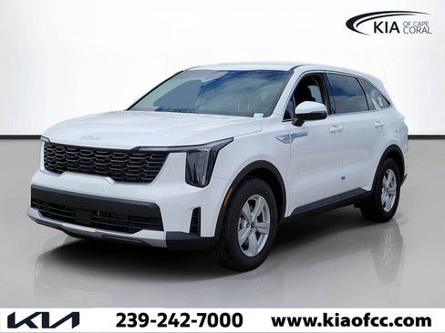 New 2026 Kia Sorento LX FWD image 3