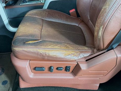 Used 2014 Ford F150 King Ranch w/ King Ranch Luxury Package RWD image 21