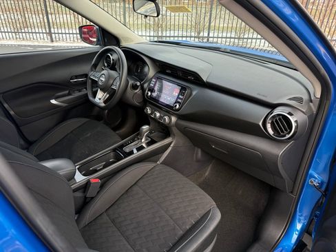 Used 2023 Nissan Kicks SV image 11