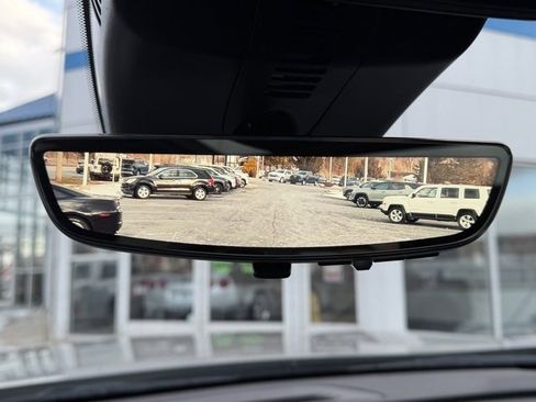 New 2026 Chevrolet Traverse Z71 w/ Enhanced Driving Package image 7