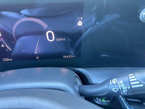 Used 2025 Buick Encore GX Preferred image 40