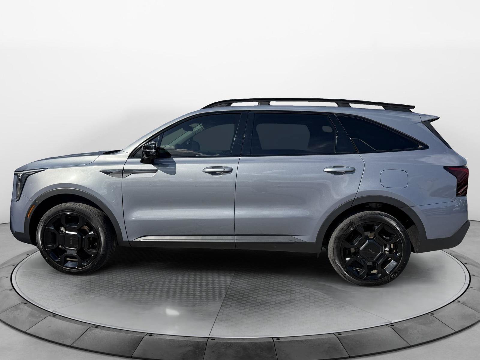 Used 2025 Kia Sorento X-Line EX AWD/4WD image 4