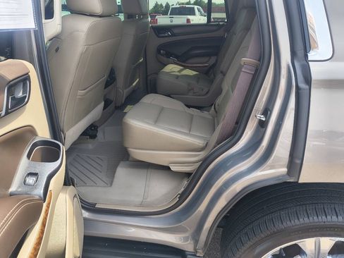 Used 2018 Chevrolet Tahoe Premier AWD/4WD image 18