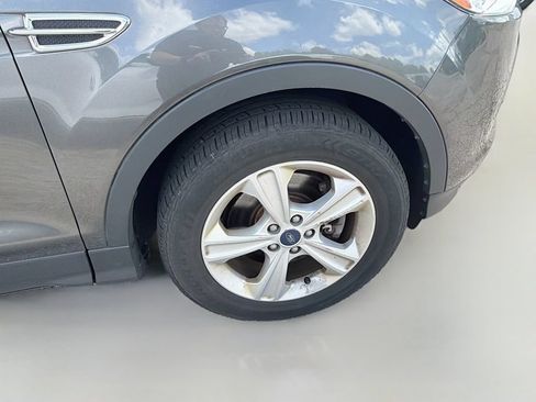 Used 2015 Ford Escape SE AWD/4WD image 9