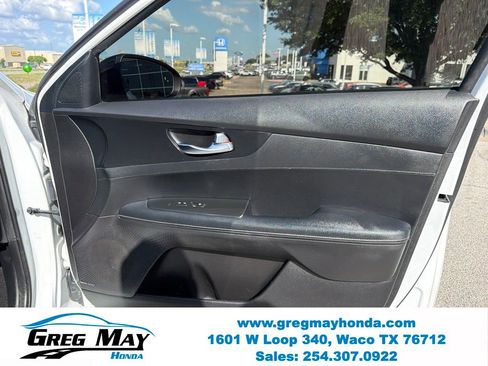 Used 2023 Kia Forte GT-Line w/ GT-Line Premium Package FWD image 27