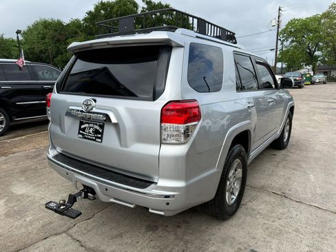 Used 2013 Toyota 4Runner SR5 w/ Convenience Pkg image 7