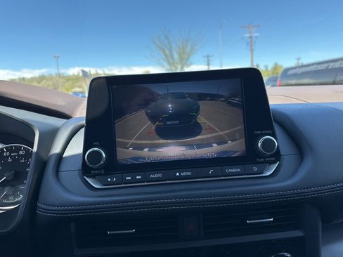 Used 2023 Nissan Rogue SV AWD/4WD image 51