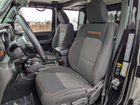 Used 2021 Jeep Gladiator Mojave w/ LED Lighting Group image 15