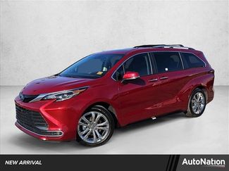 Used 2024 Toyota Sienna Platinum video 1