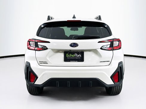 Used 2024 Subaru Crosstrek 2.0i Premium image 7