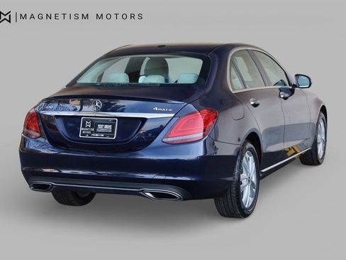 Used 2019 Mercedes-Benz C 300 4MATIC Sedan image 9